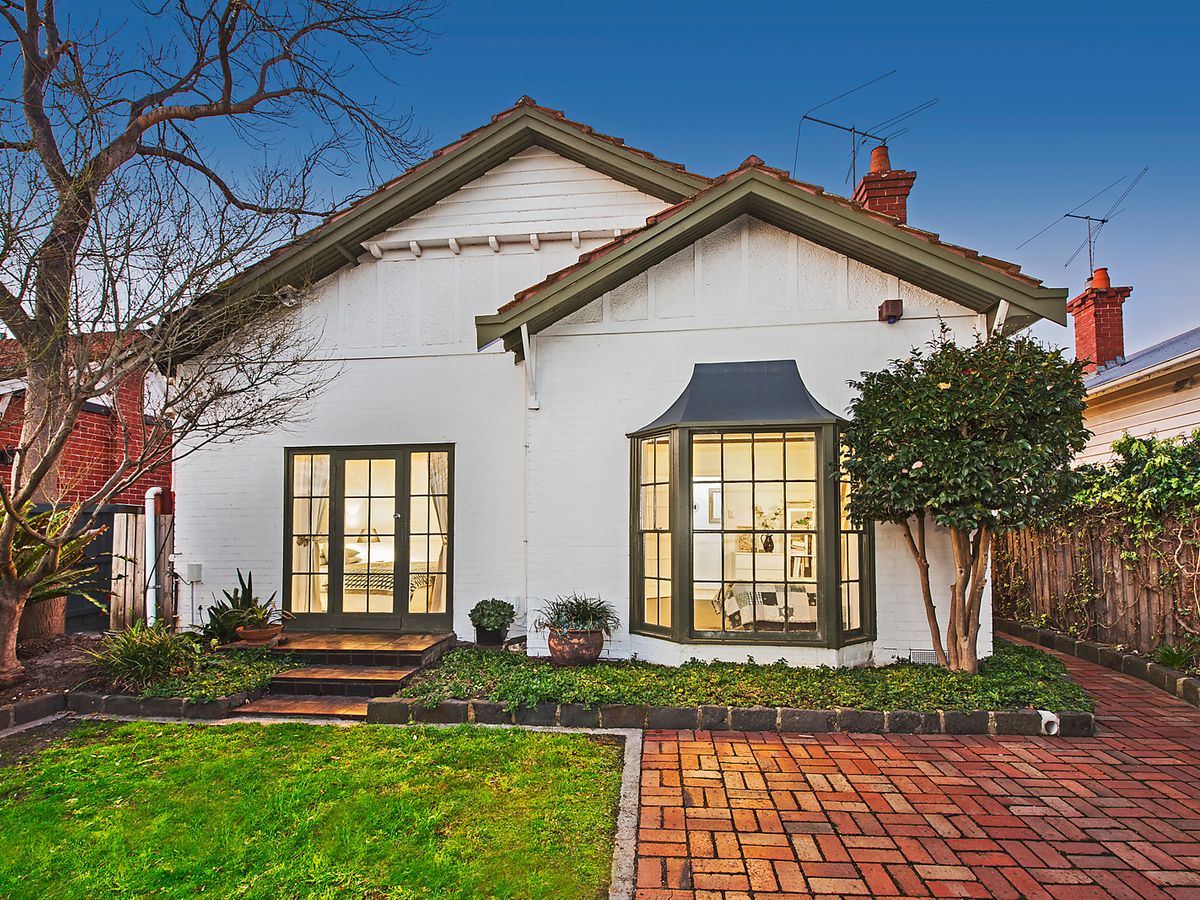 218 Neerim Road CARNEGIE