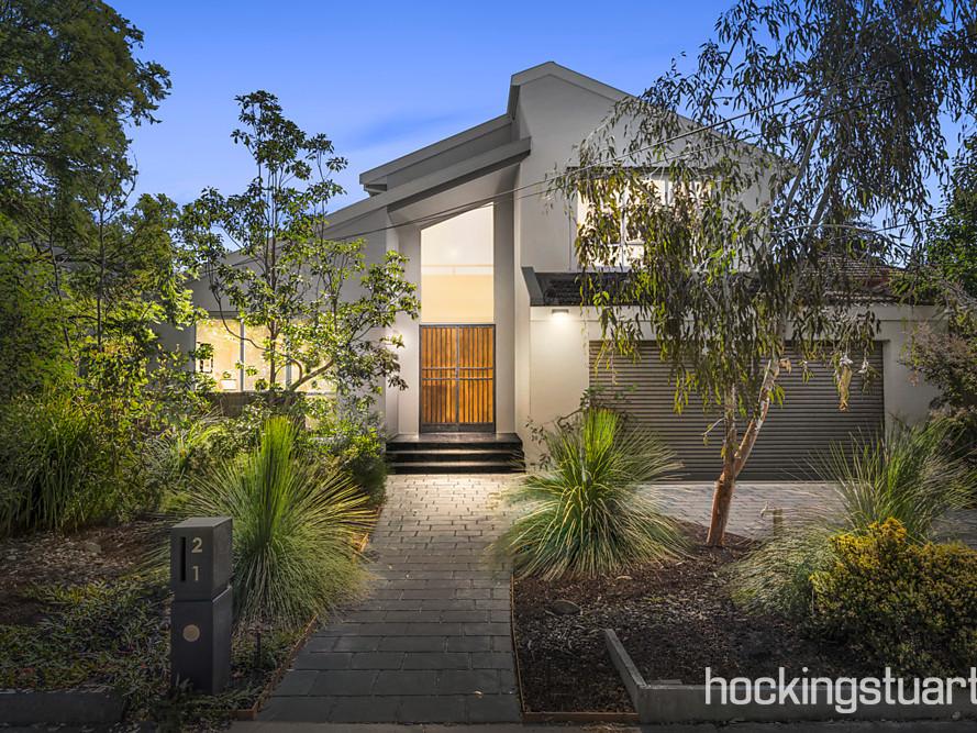 21 Comer Street BRIGHTON EAST