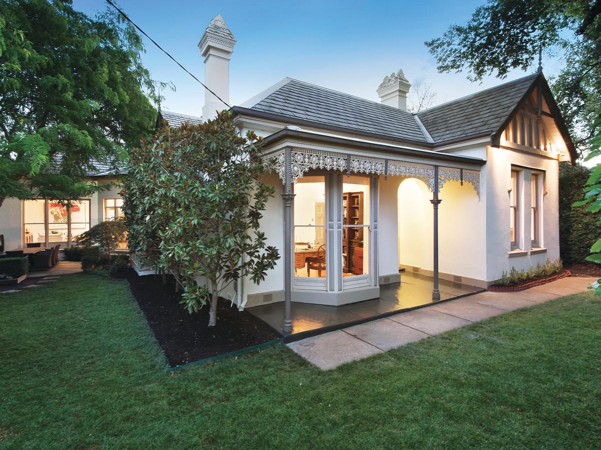 21 Dean Street KEW