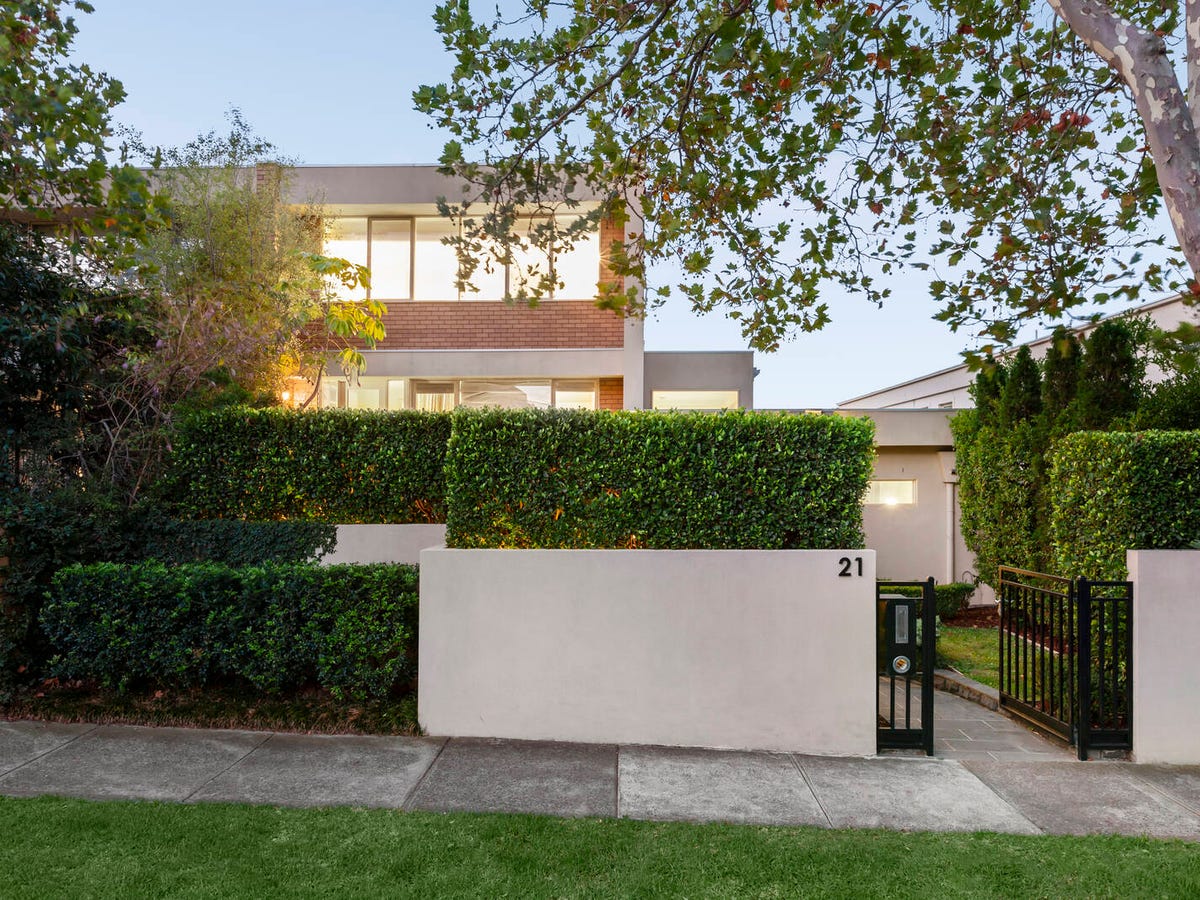 21 Embling Road MALVERN