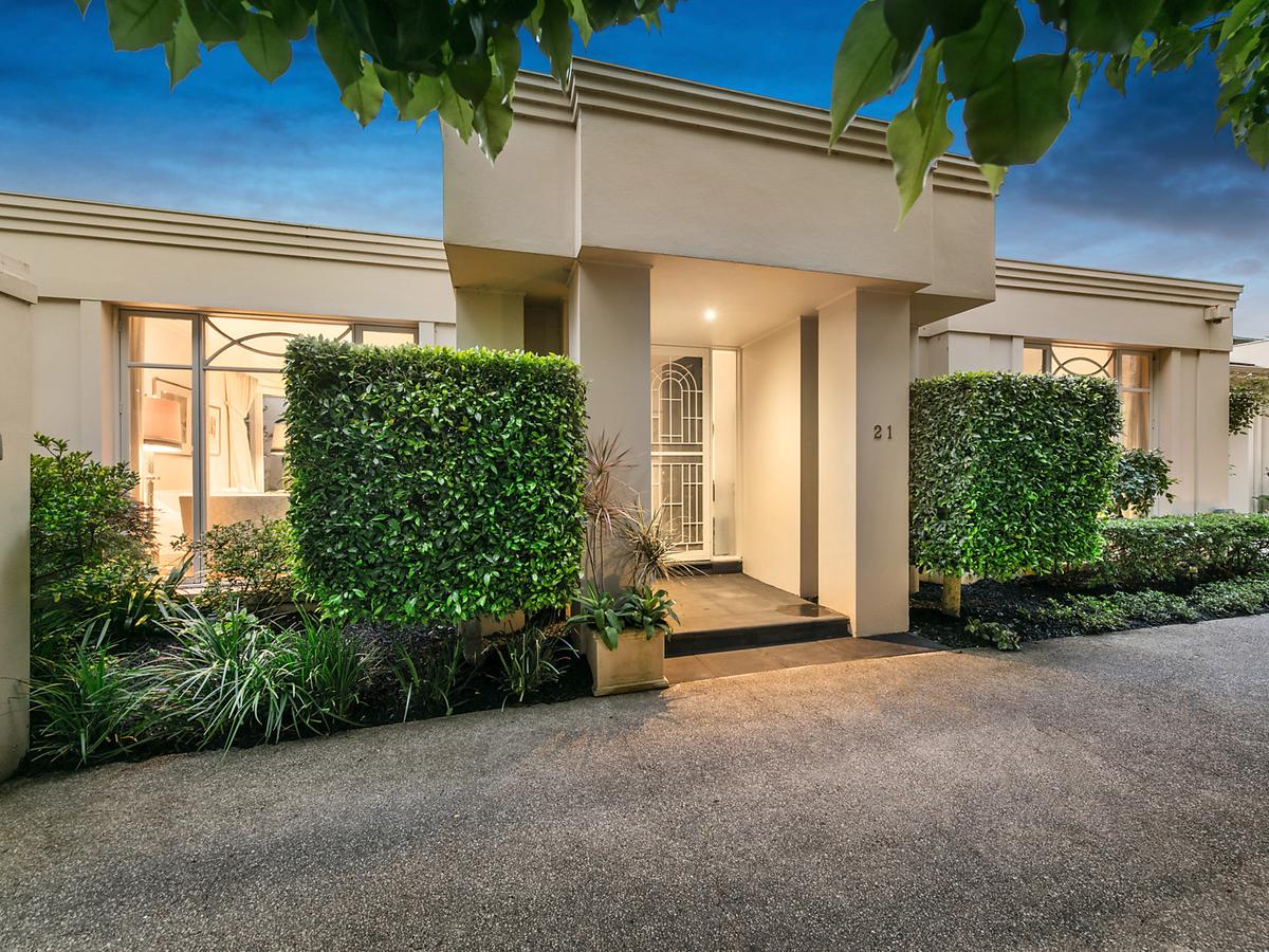 21 Huntingtower Road ARMADALE