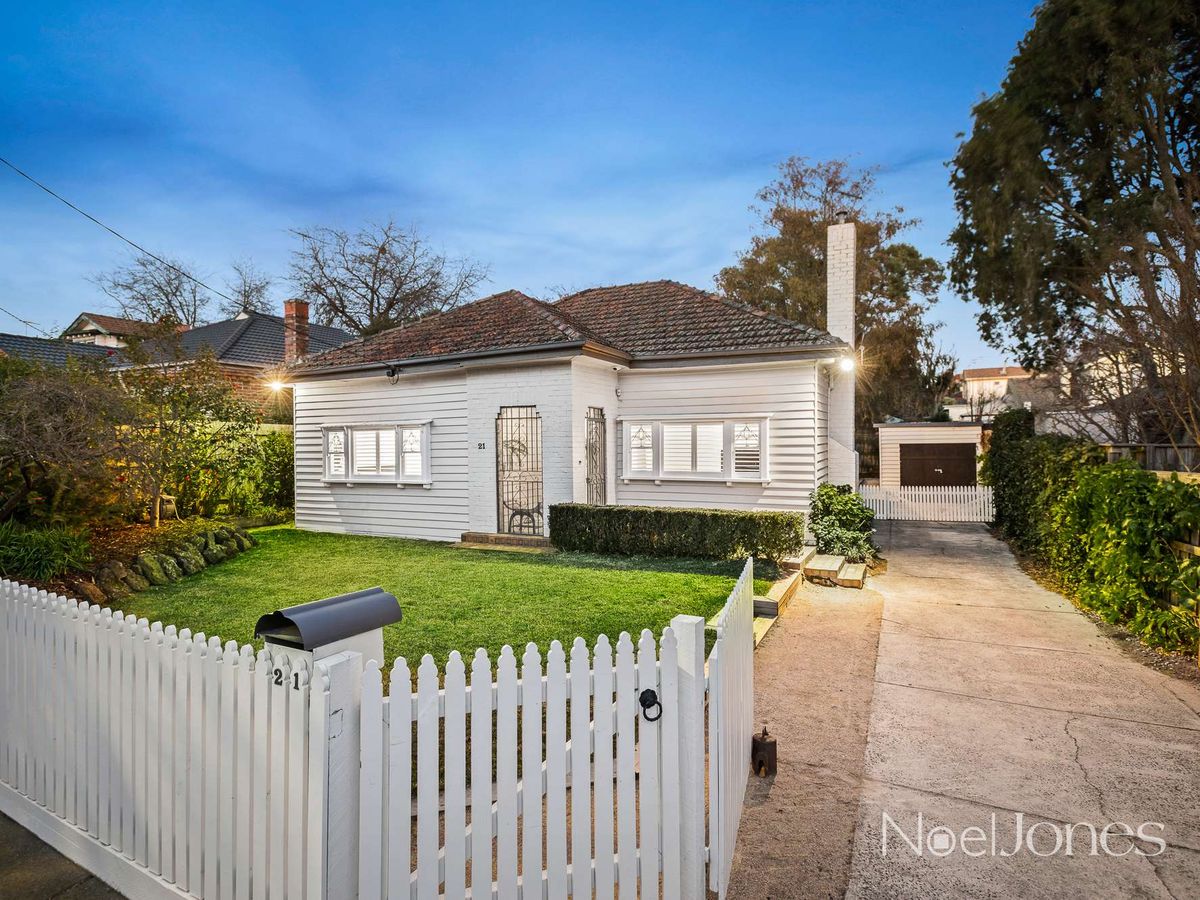 21 Parkin Street GLEN IRIS