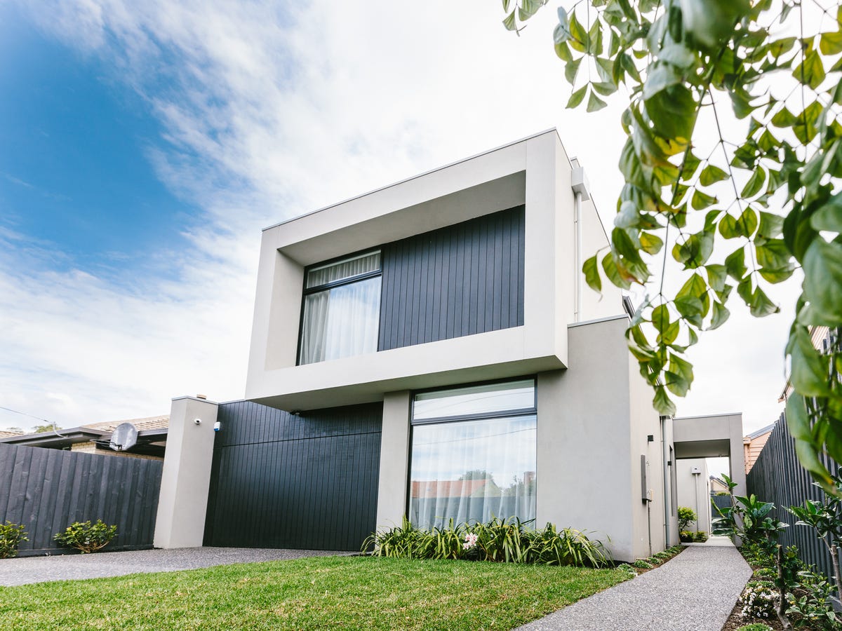 21 Roseberry Avenue BRIGHTON EAST