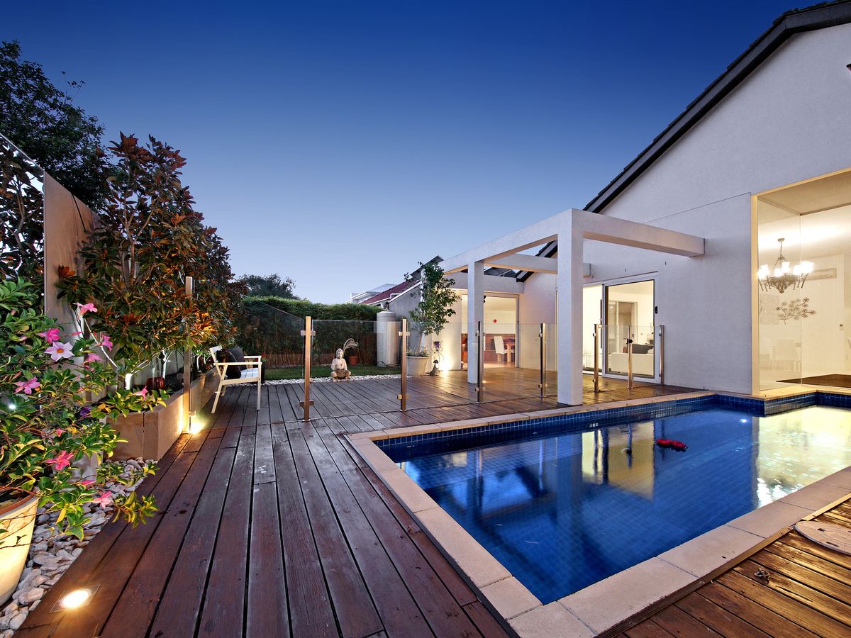 21 Wallen Street BRIGHTON EAST
