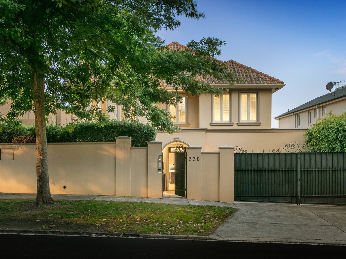220 Kooyong Road TOORAK