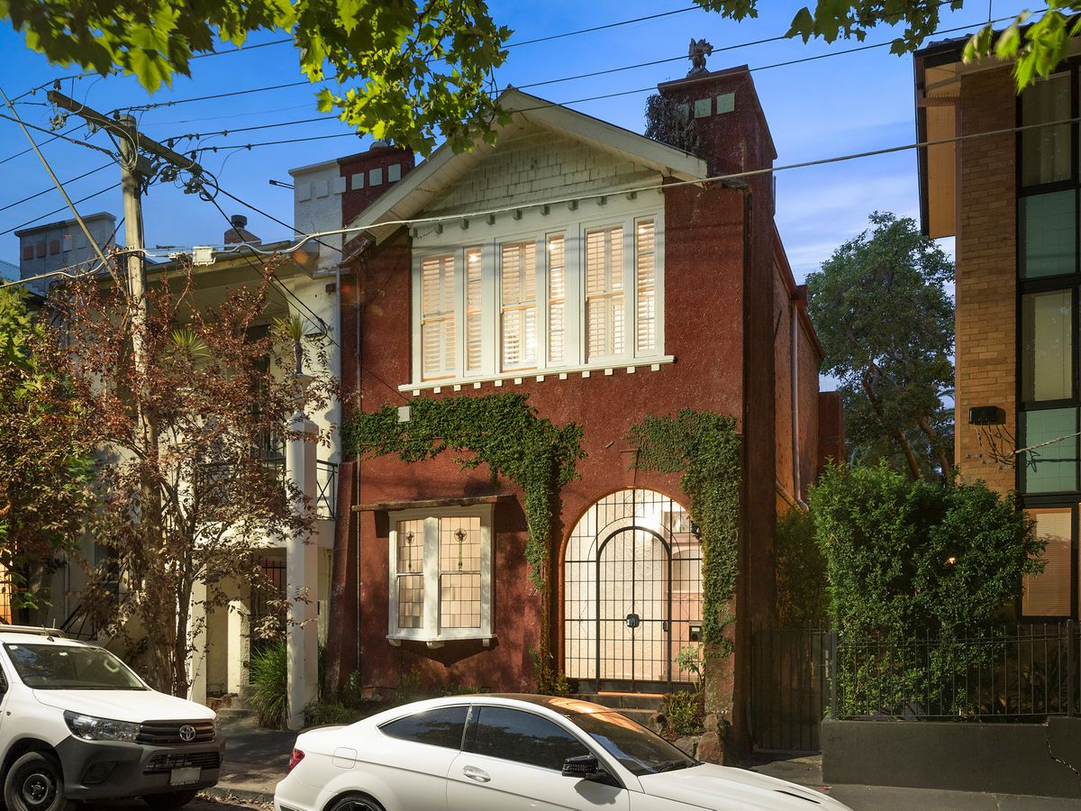 22 Acland Street ST KILDA