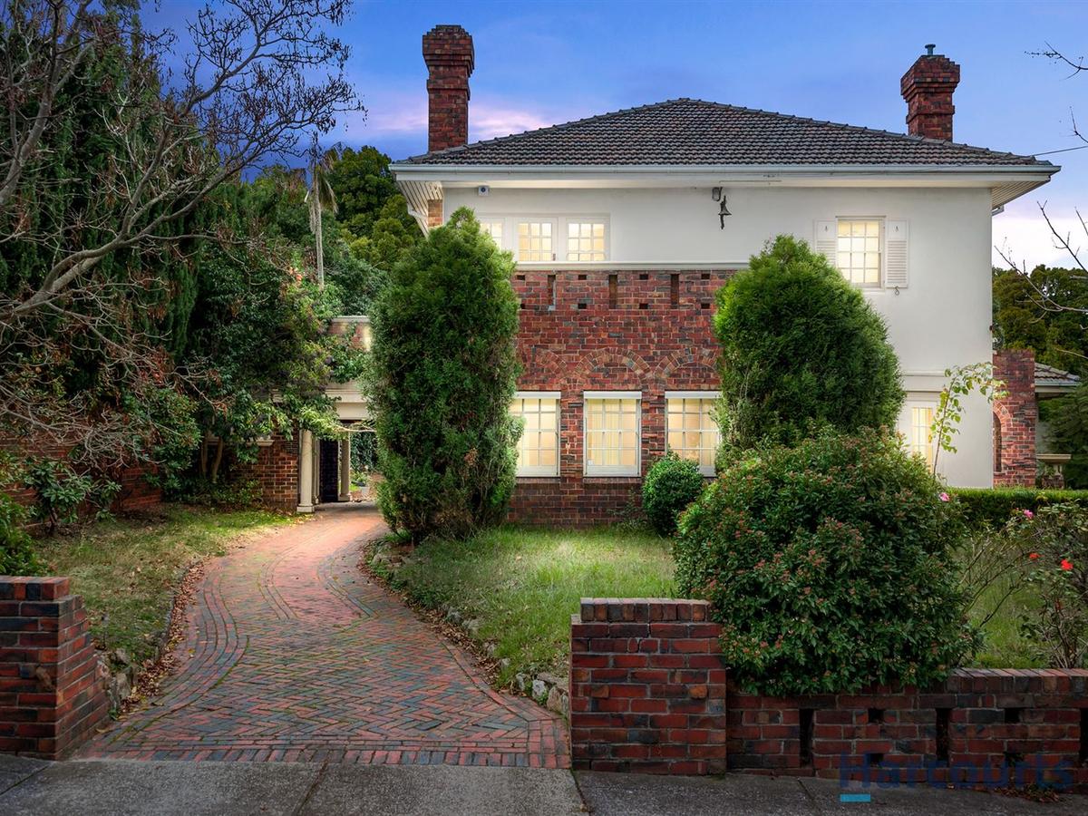 22 Howard Street KEW