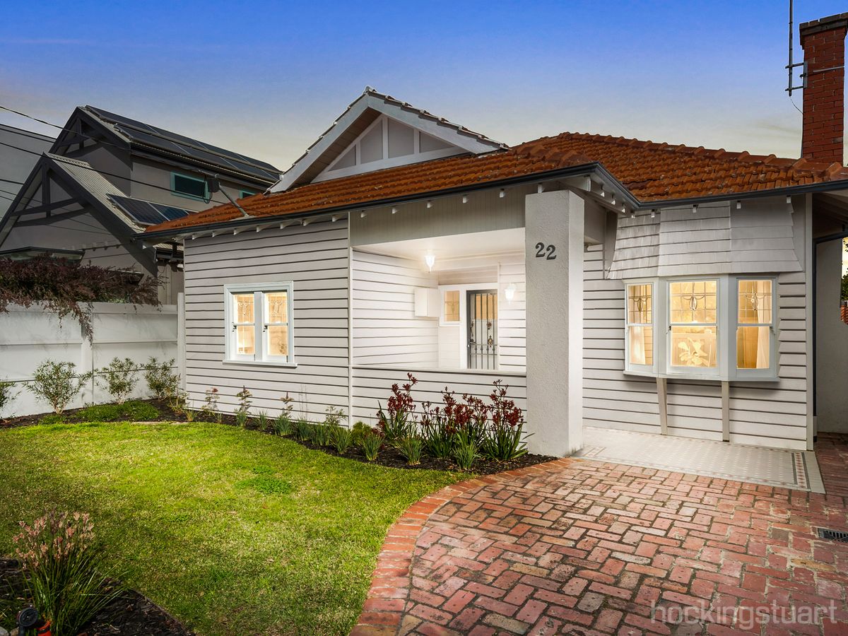 22 Larch Street CAULFIELD SOUTH