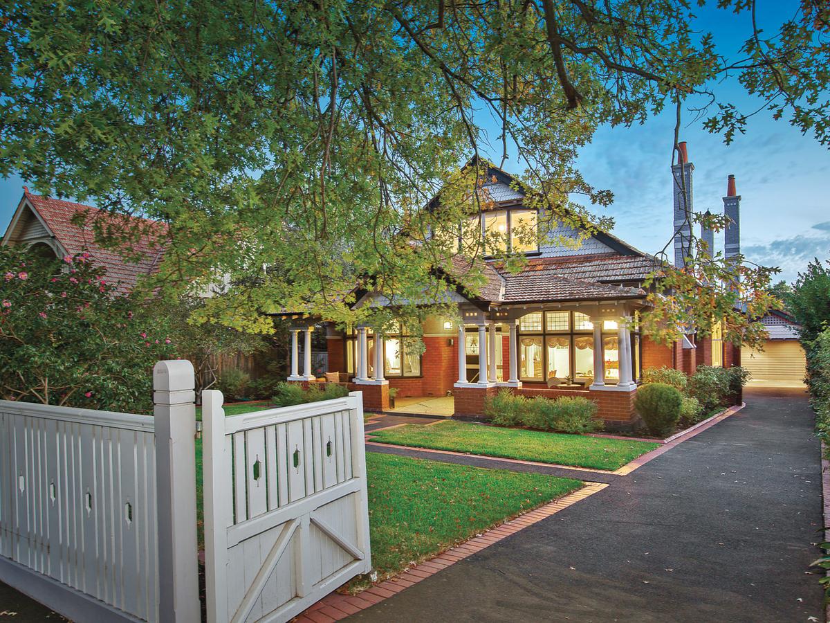 22 Linda Crescent HAWTHORN