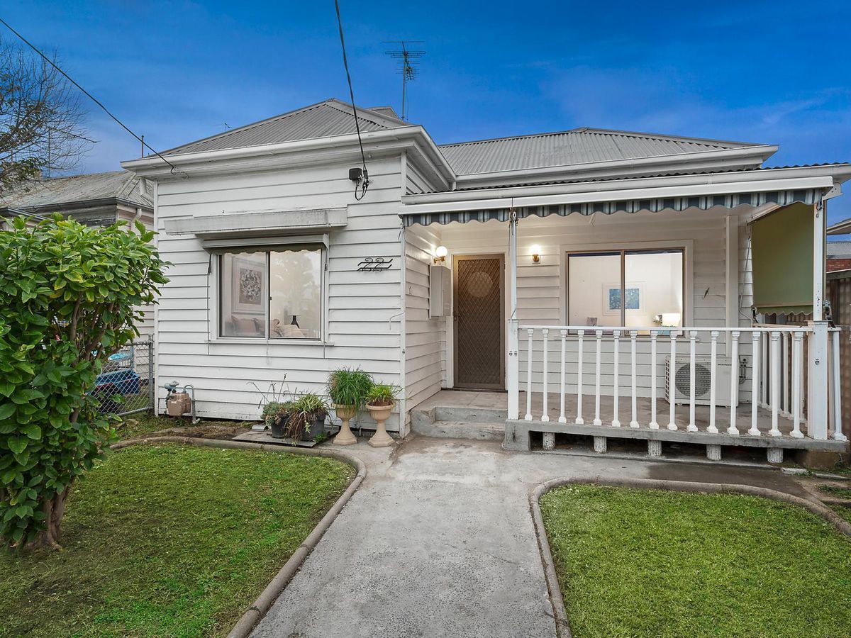 22 Prentice Street ST KILDA EAST