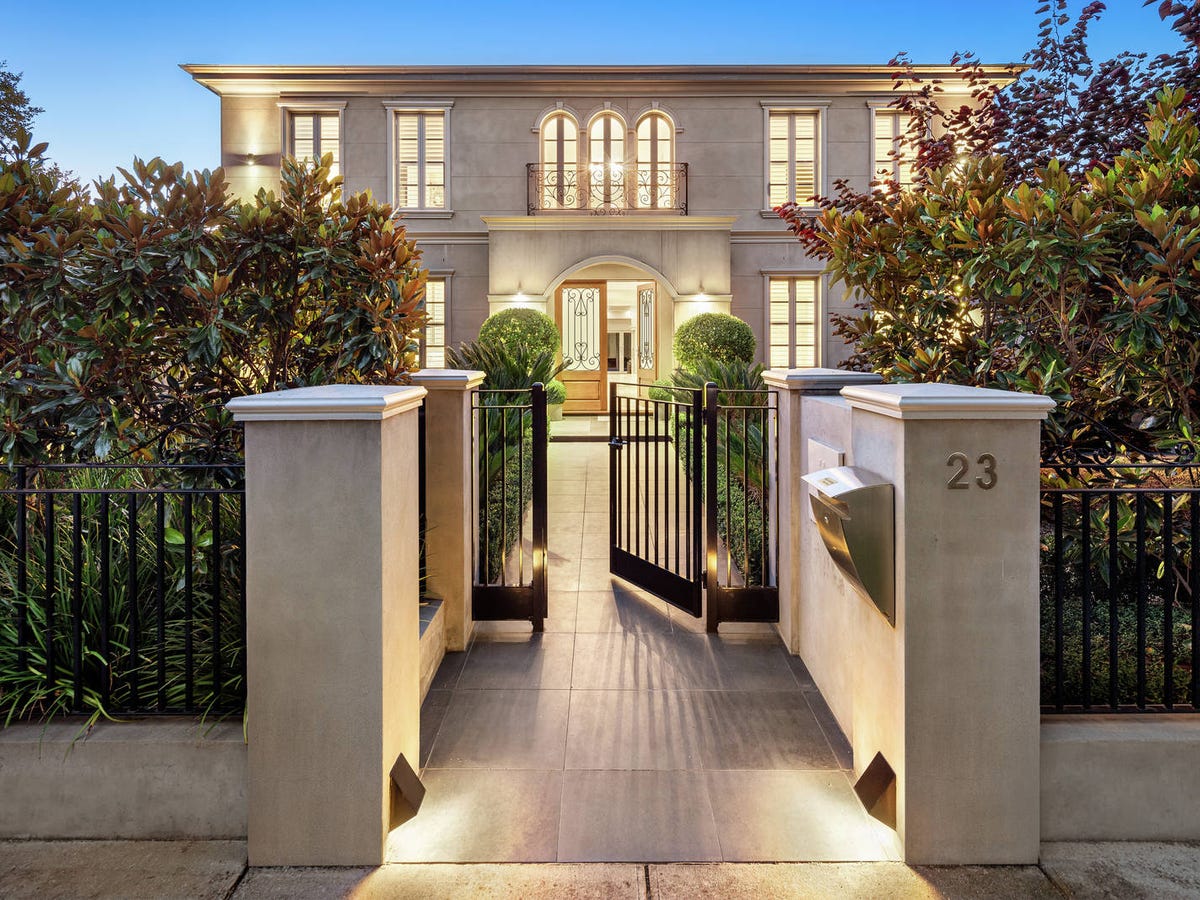 23 John Street KEW