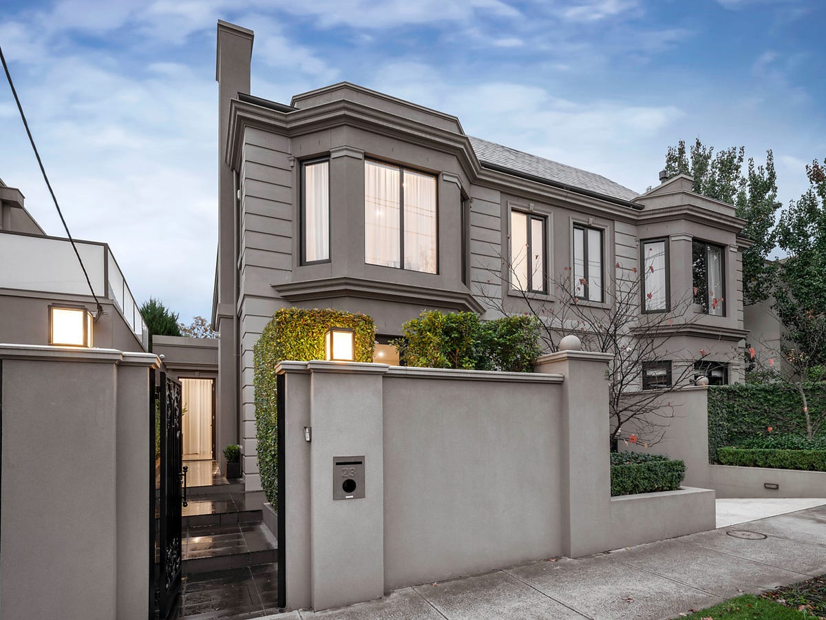 23 Springfield Avenue TOORAK