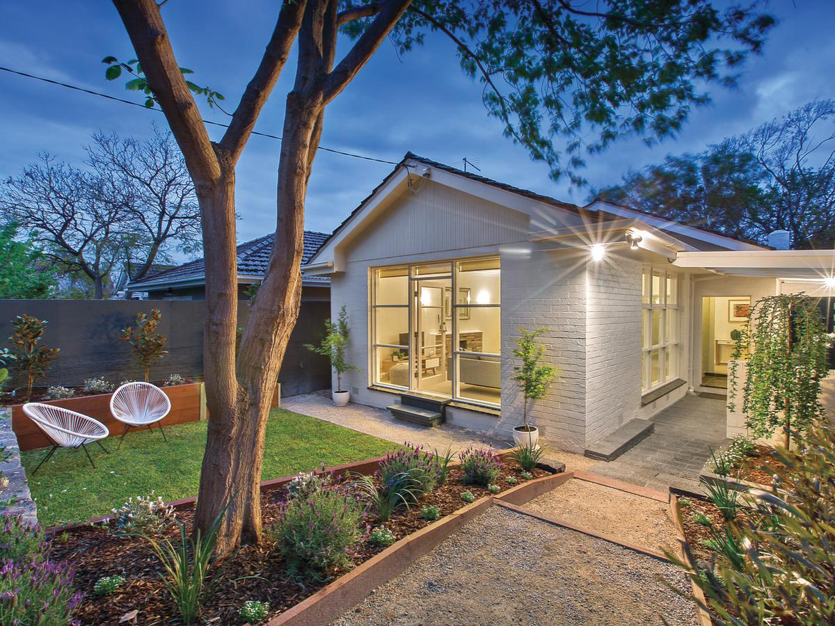 24 Aintree Road GLEN IRIS