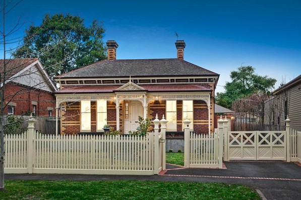 24 Kingsley Street CAMBERWELL