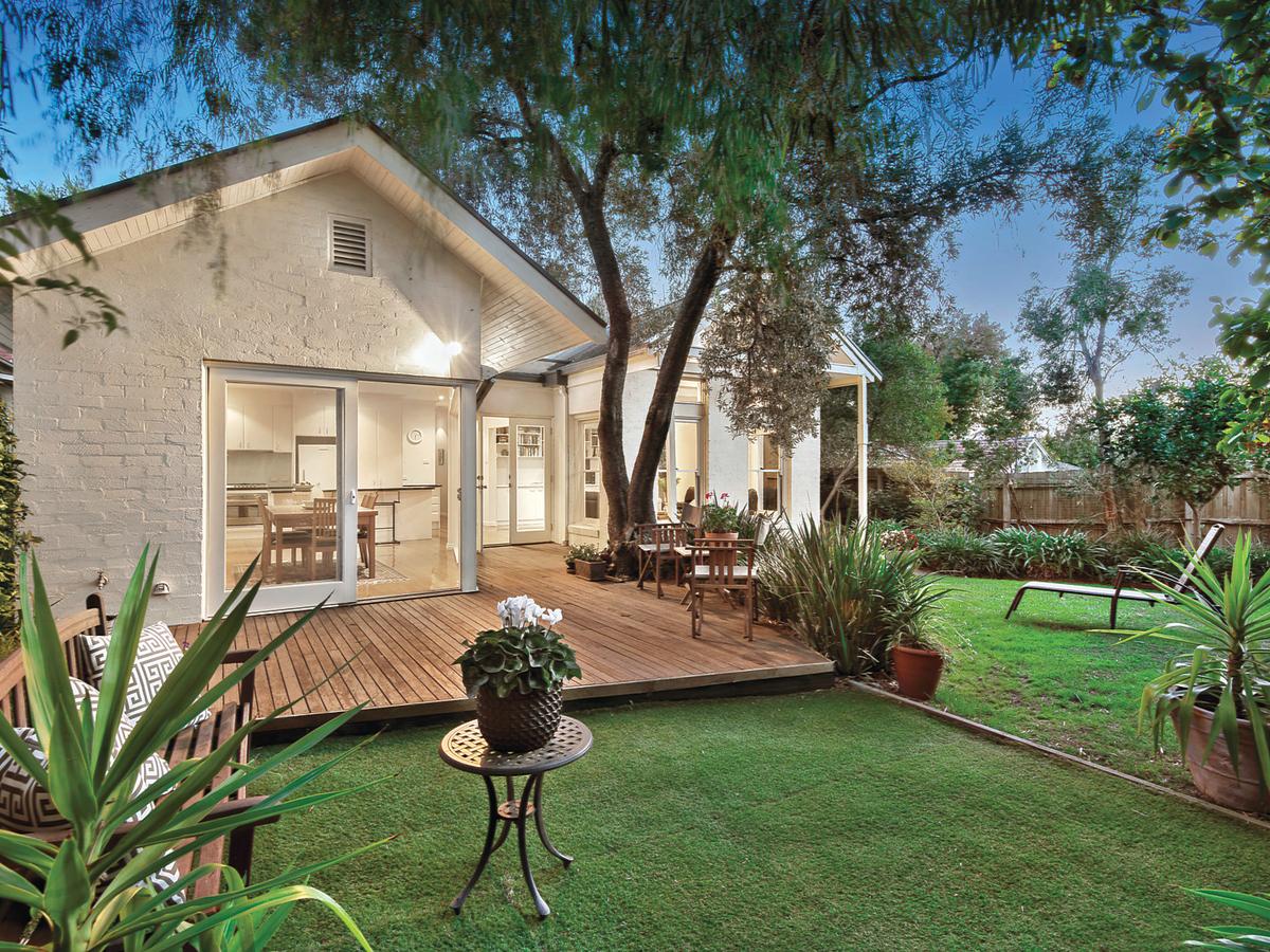 25 Argyle Road KEW