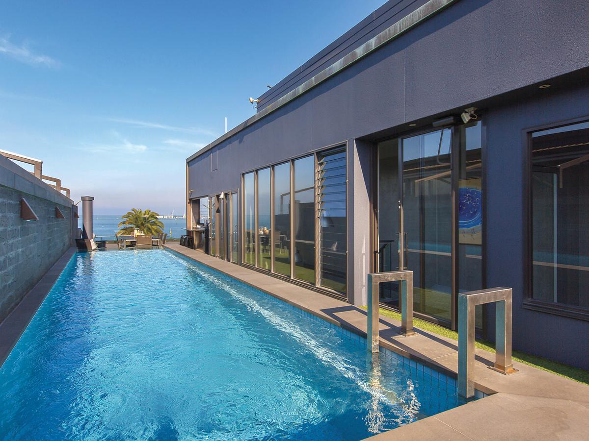 25 Beach Street PORT MELBOURNE