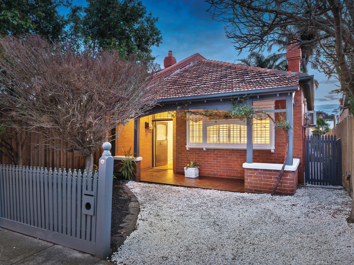 25 Denmark Street KEW