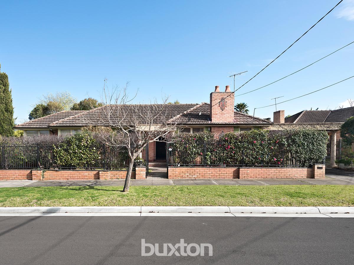 25 Gillard Street BRIGHTON EAST