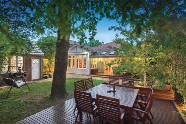 25 Hughes Street MALVERN EAST
