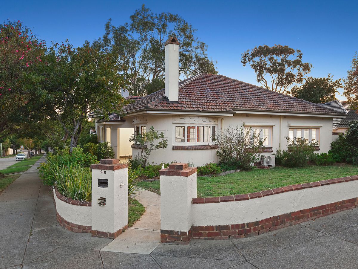 26 Maysia Street CANTERBURY