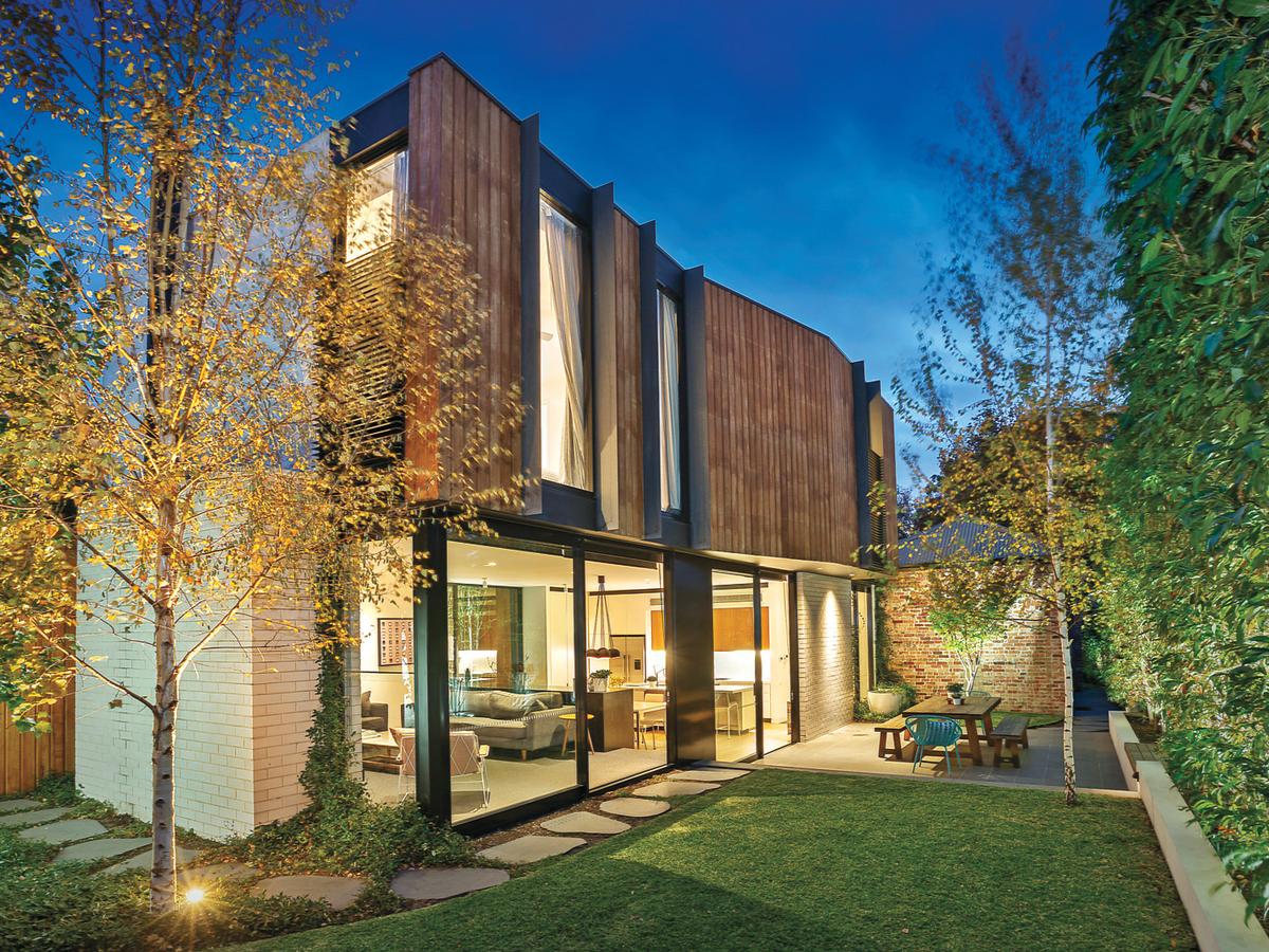 26 Trinian Street PRAHRAN