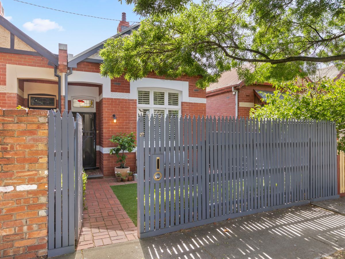 27 Chomley Street PRAHRAN