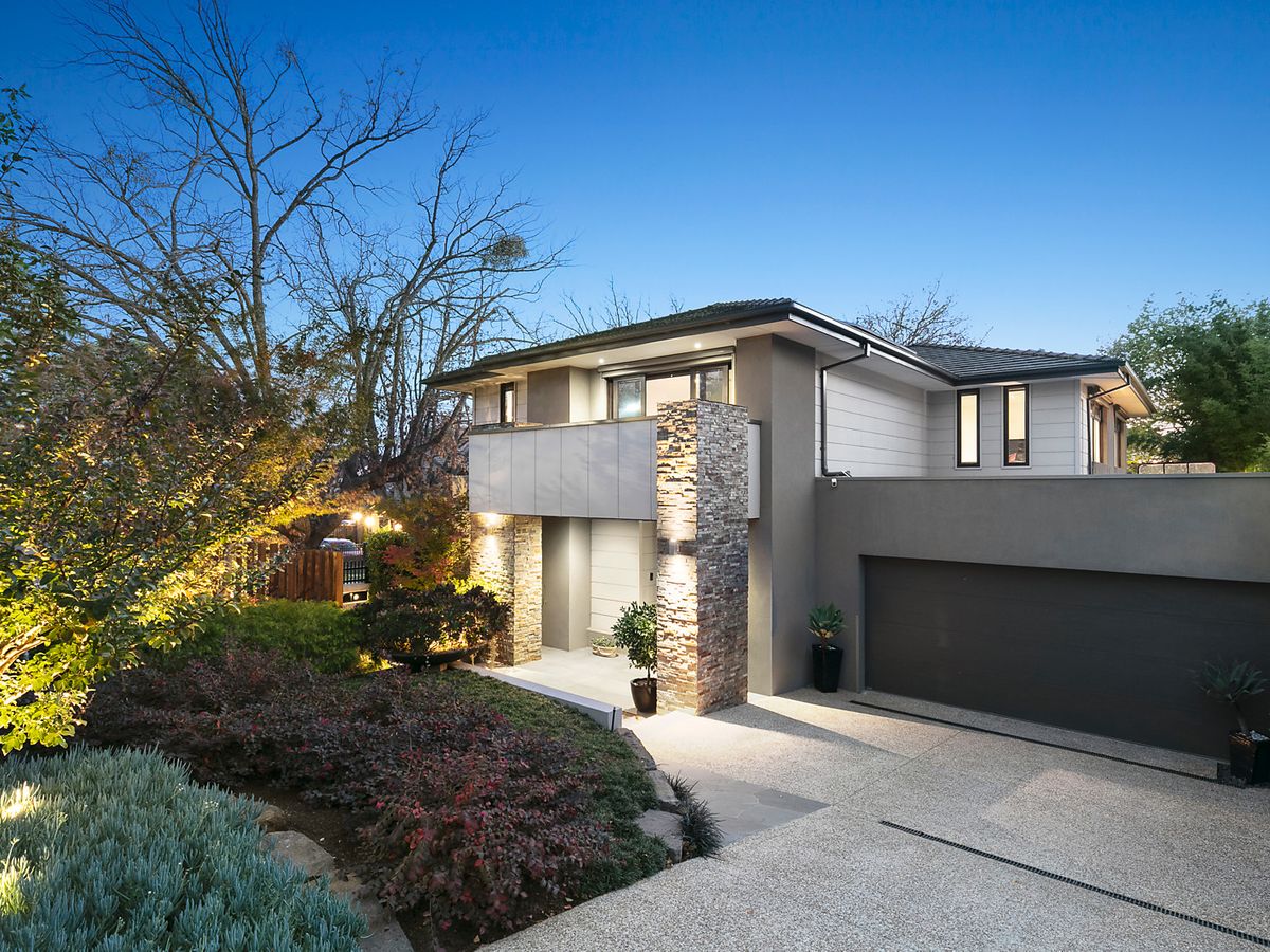 27 Cooloongatta Road CAMBERWELL