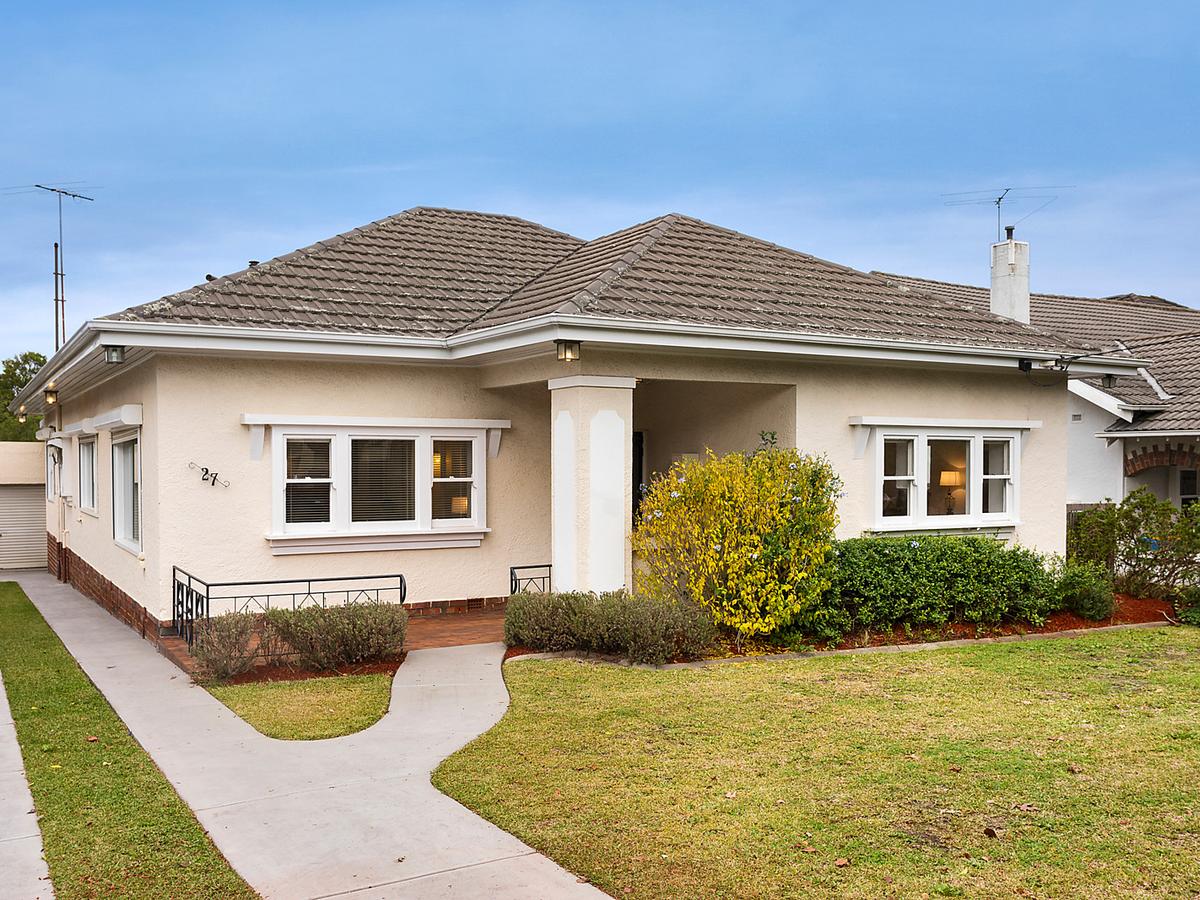 27 Fairmont Avenue CAMBERWELL