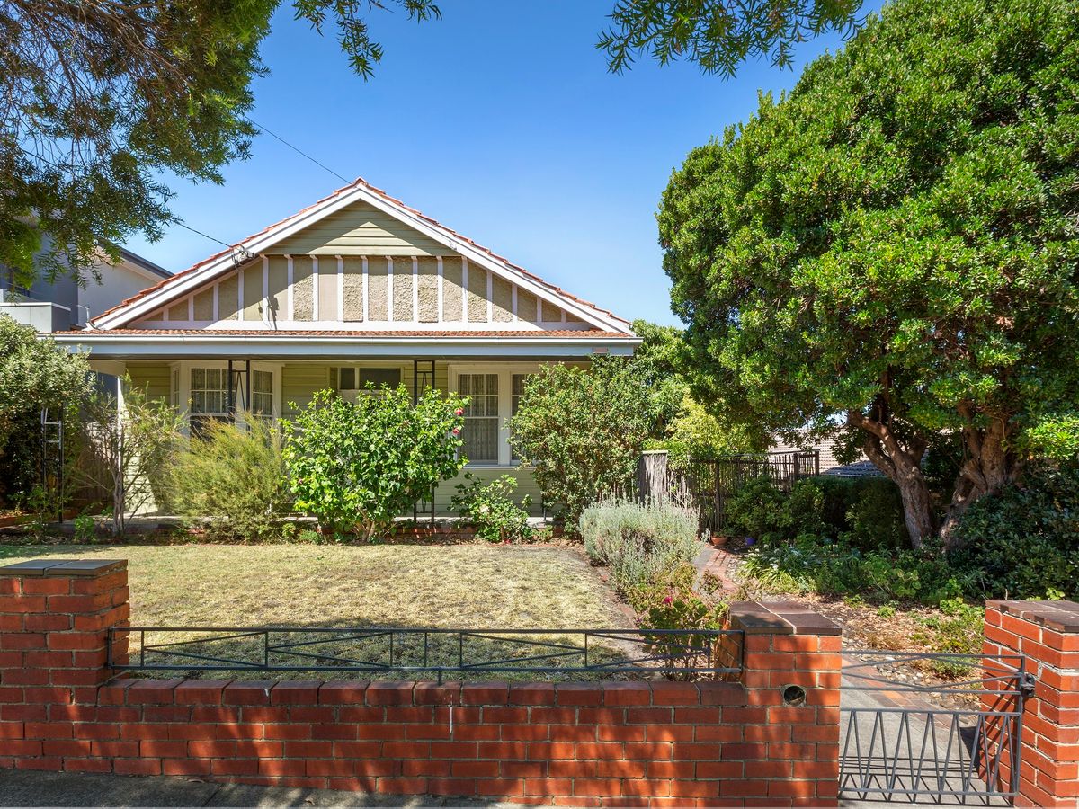 27 Omar Street CAULFIELD SOUTH