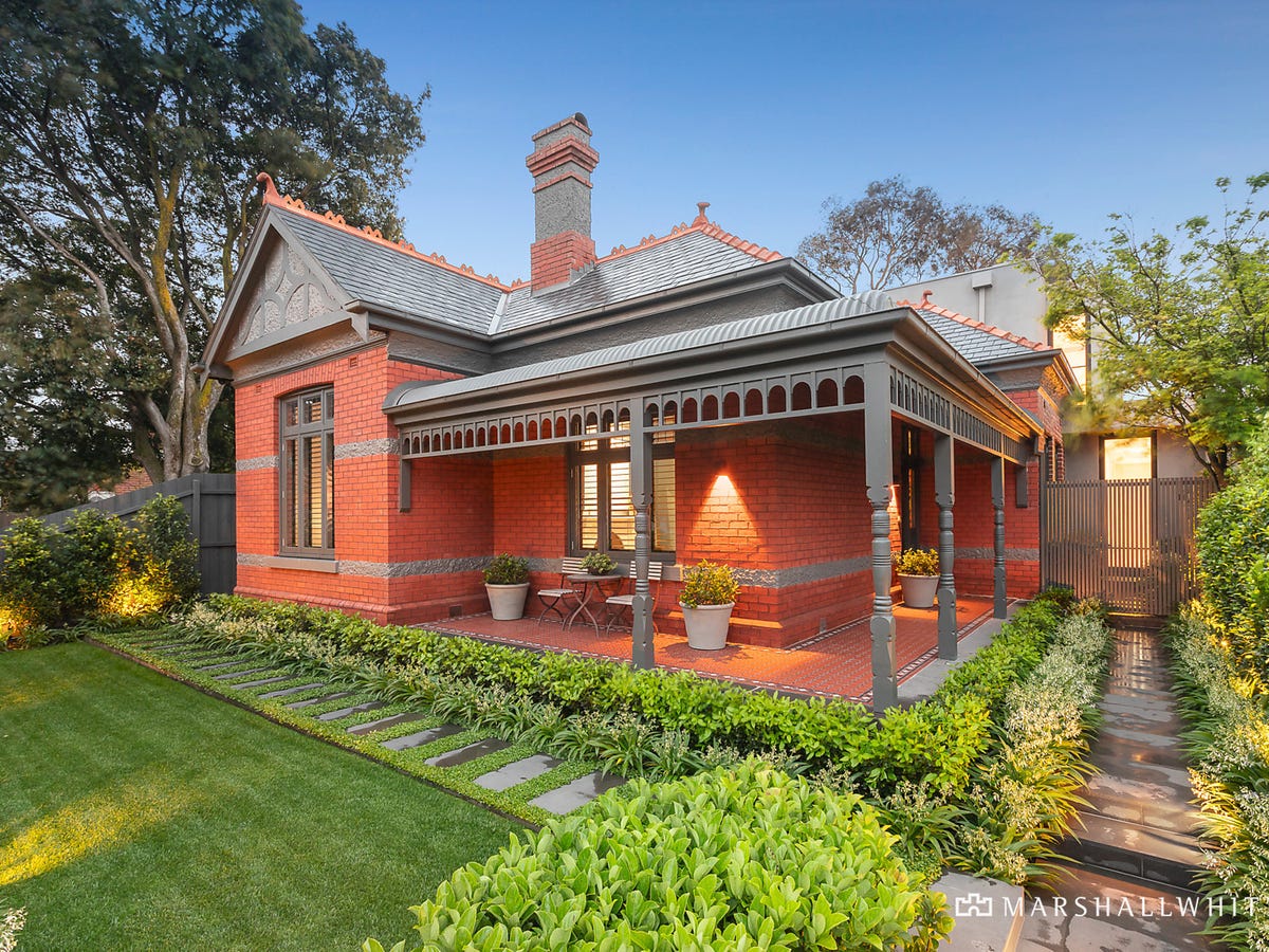 27 Wheatland Road MALVERN