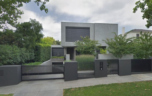 28 Barrington Avenue KEW