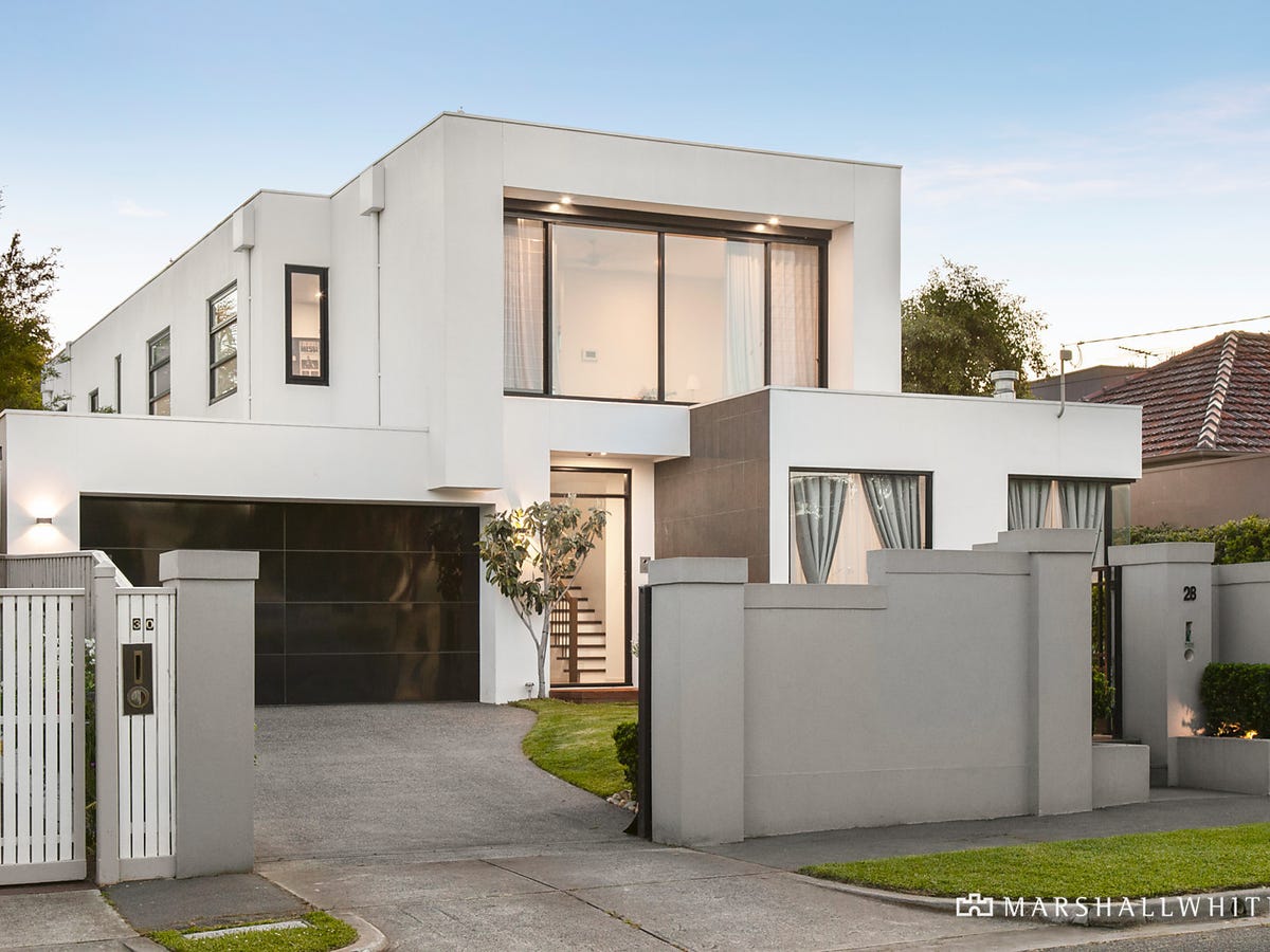 28 Binnie Street BRIGHTON EAST