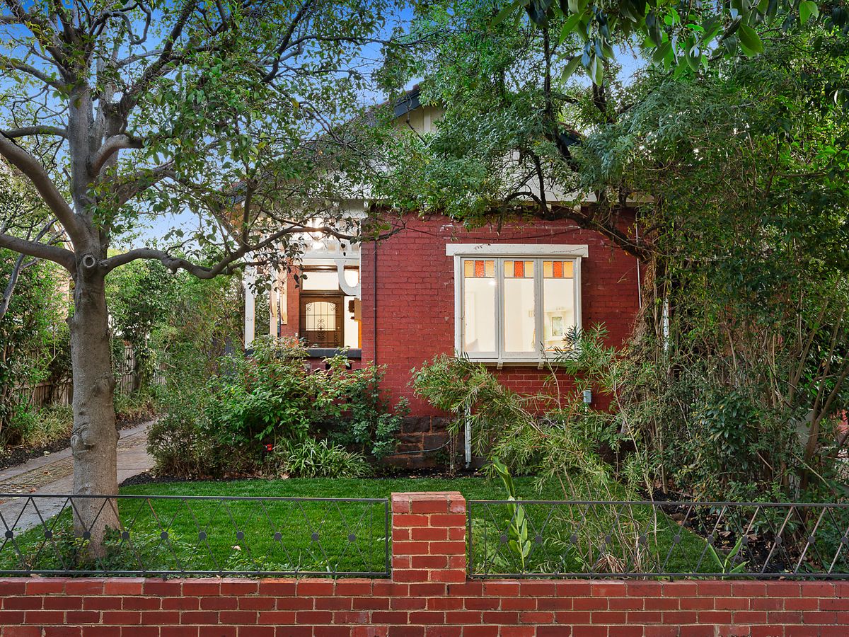 28 Parkhill Road KEW