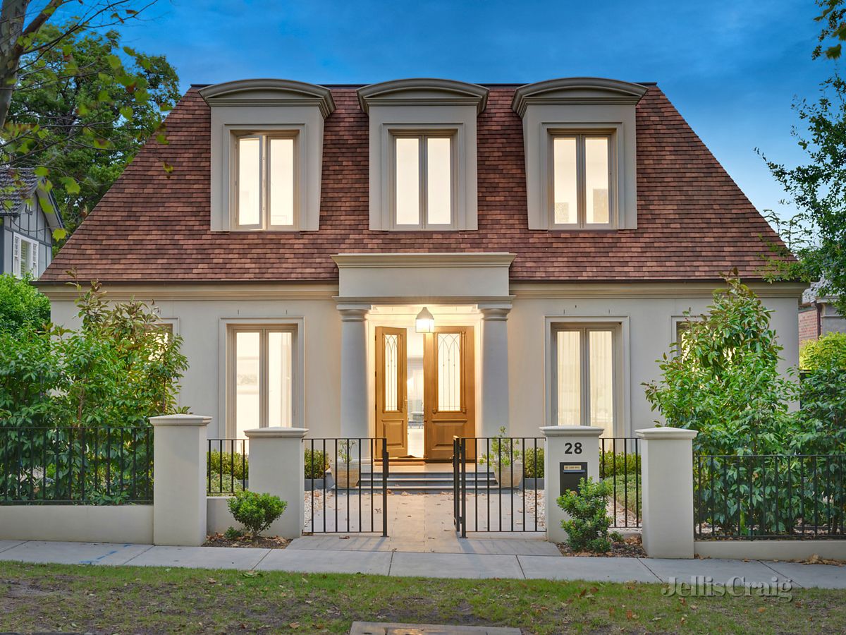 28 Rowland Street KEW