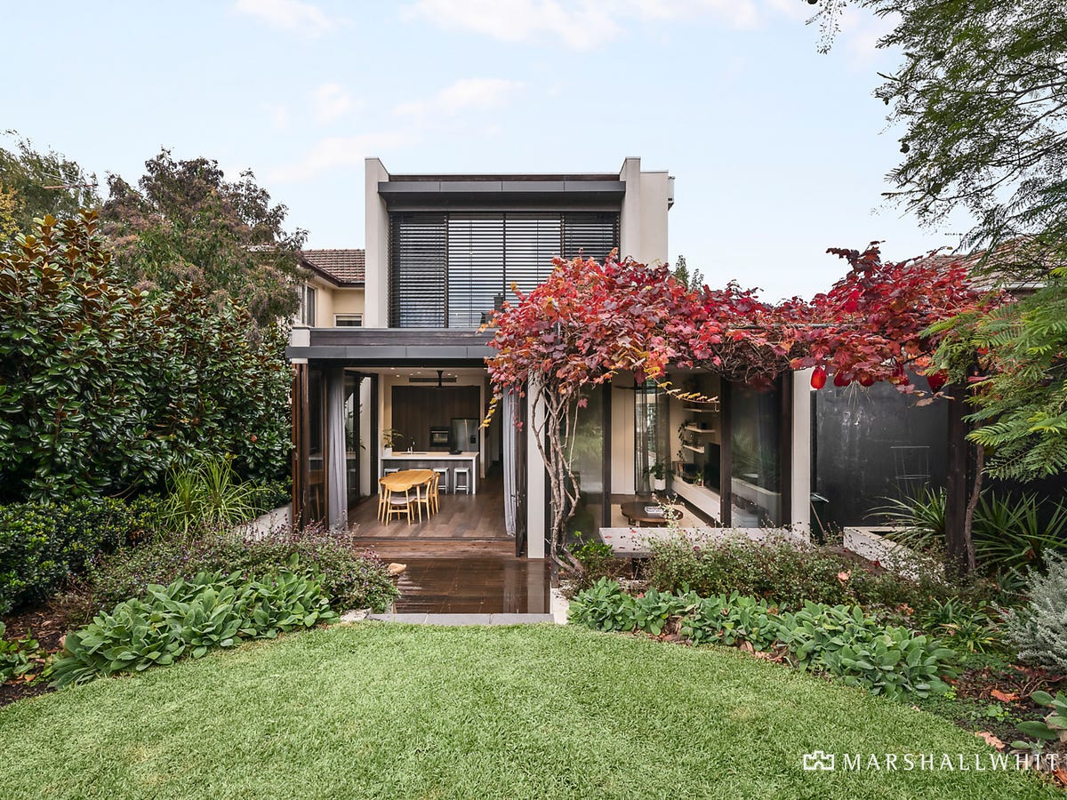 29 Fitzwilliam Street KEW