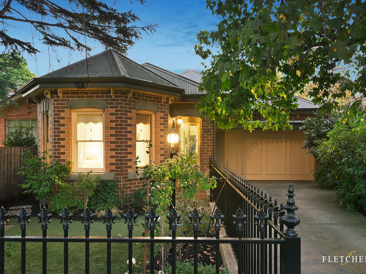 2A Newton Street SURREY HILLS