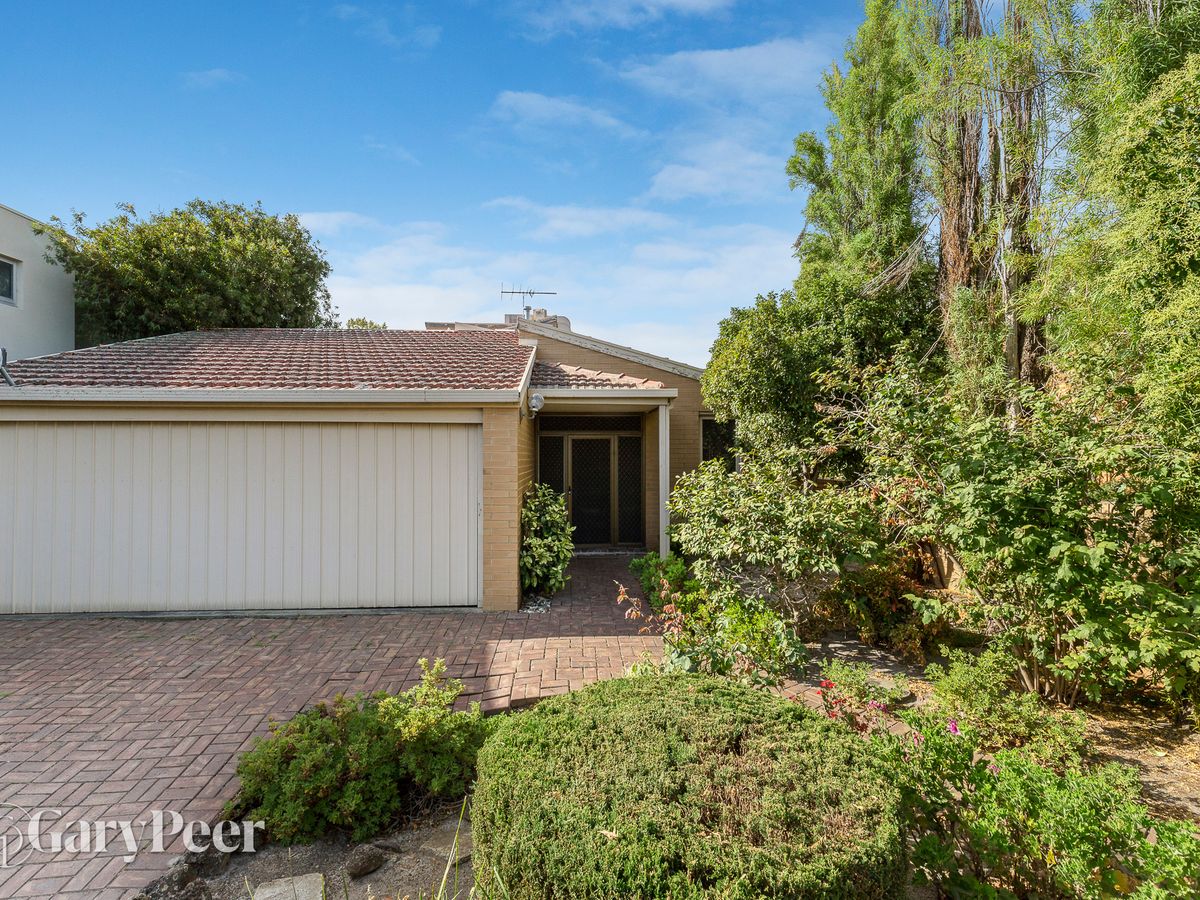 2 Beresford Street CAULFIELD NORTH