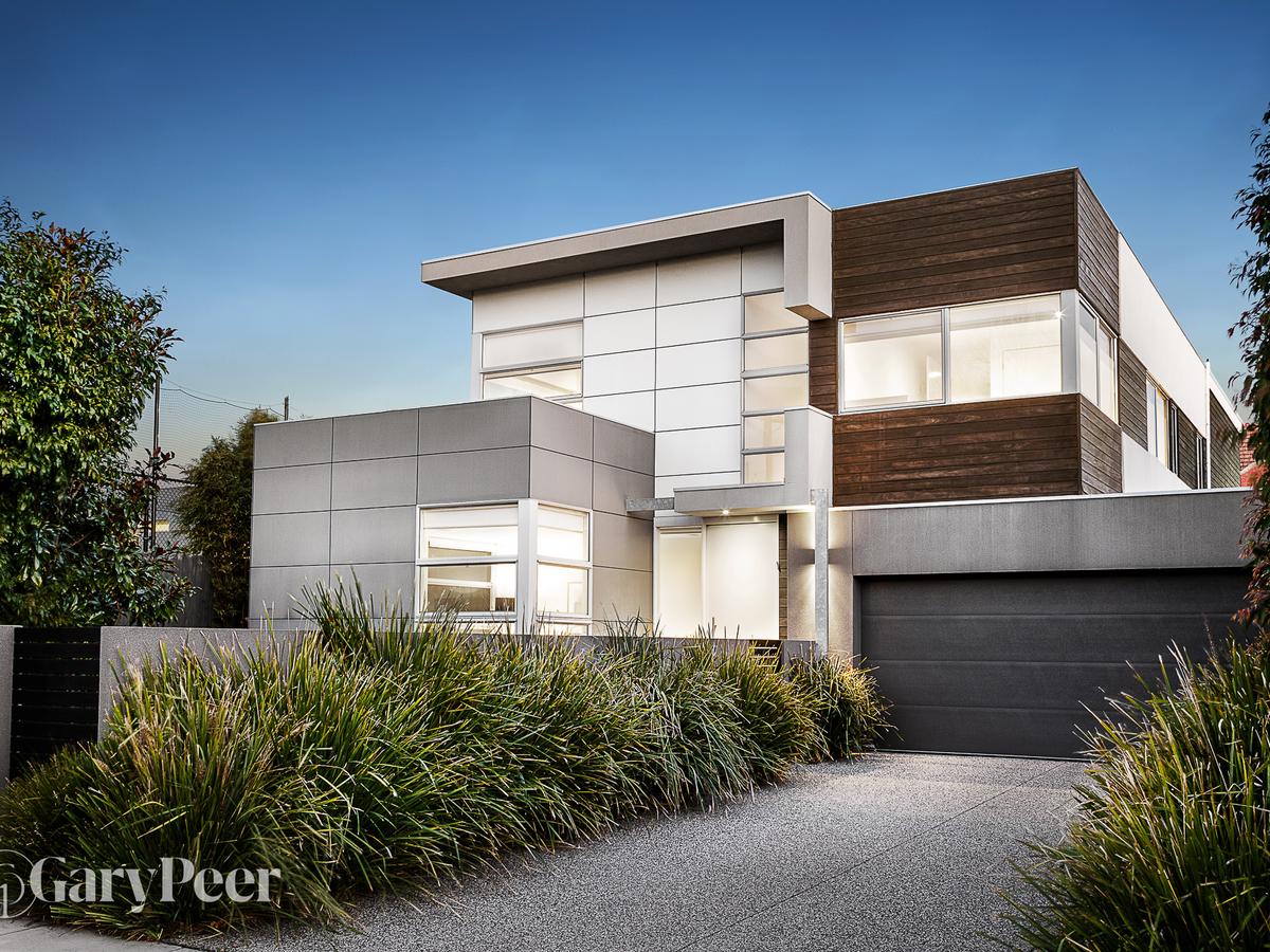 2 Brentani Avenue ELSTERNWICK