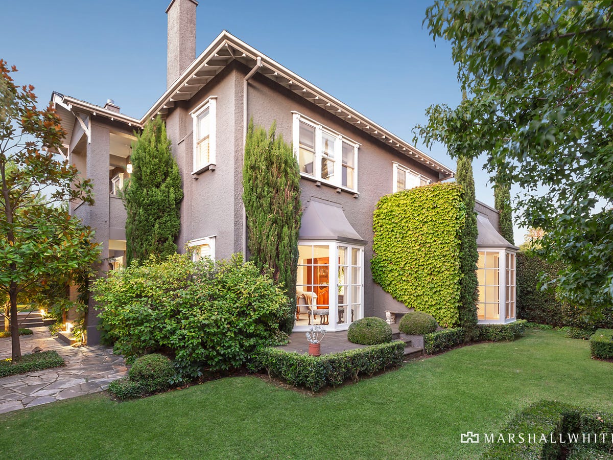 2 Carmyle Avenue TOORAK