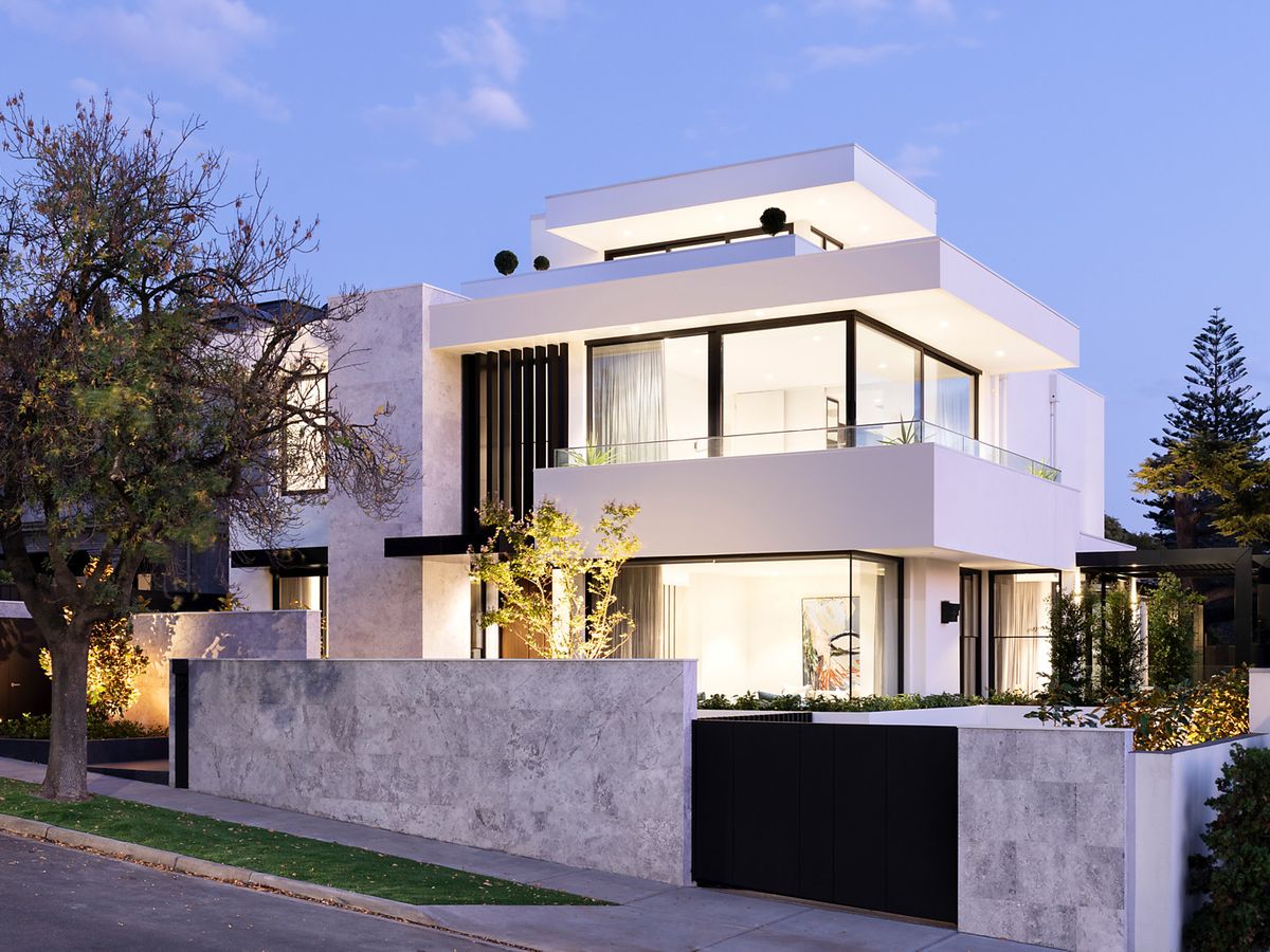 2 Chastleton Avenue TOORAK