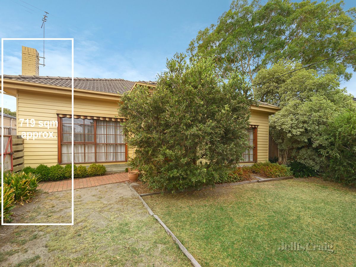 2 Claire Street MCKINNON