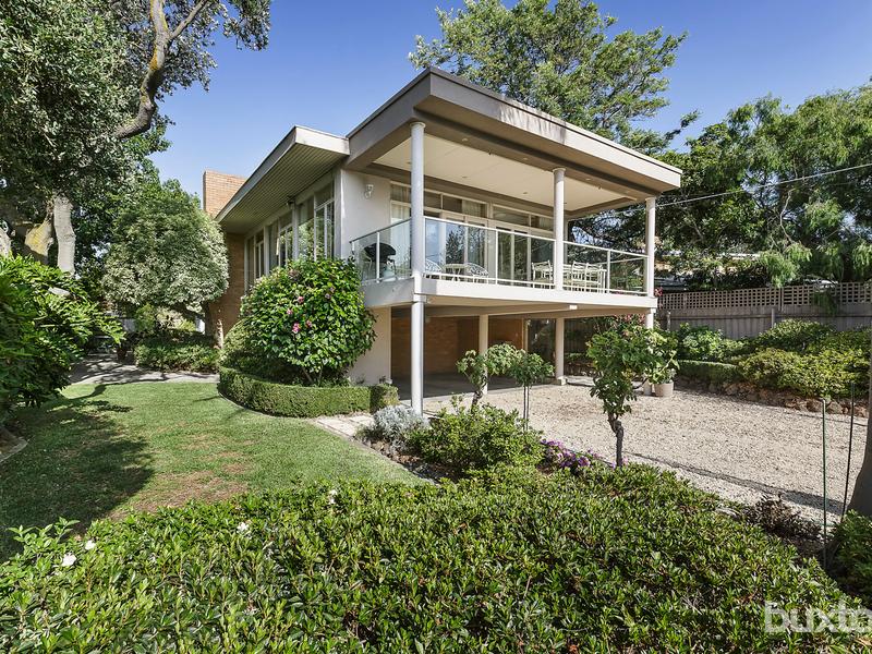 2 Coral Avenue BEAUMARIS