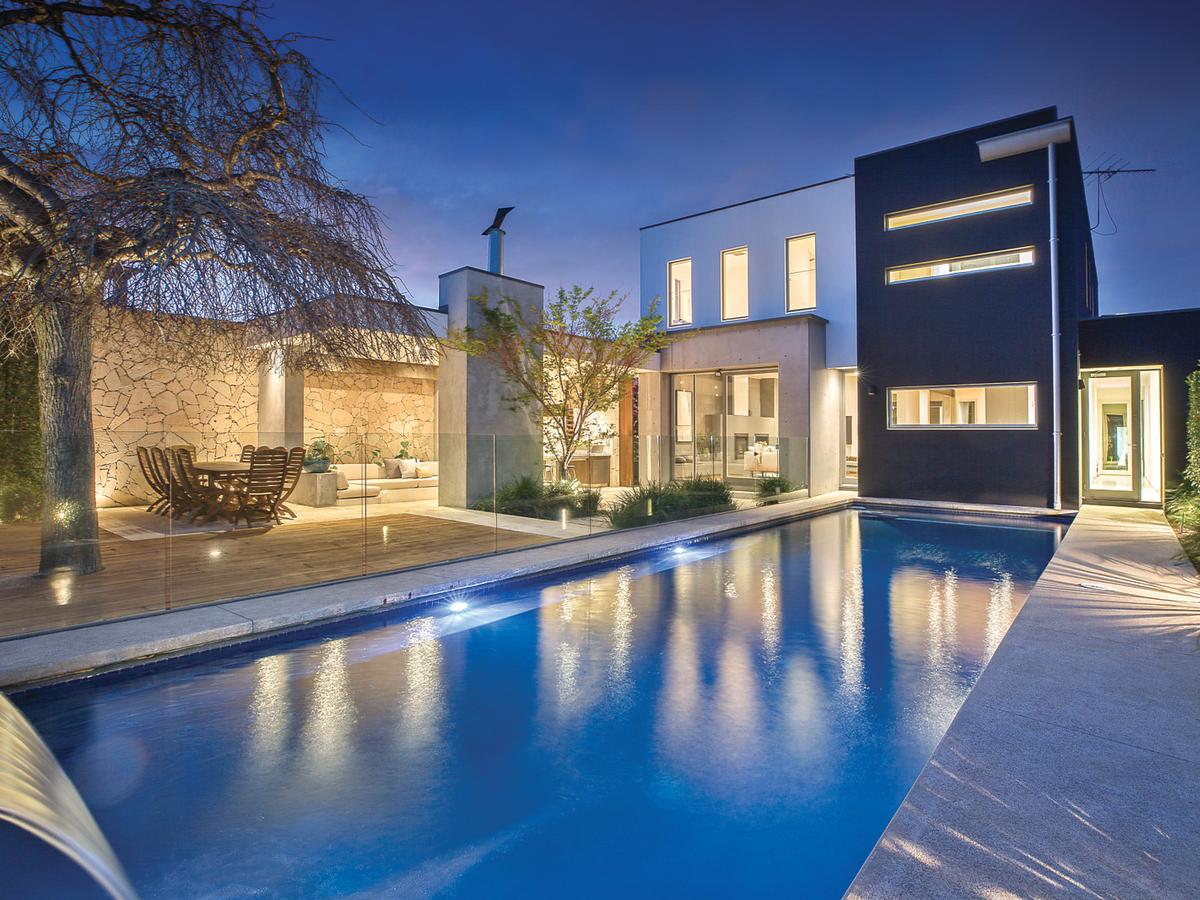 2 Elwood Street BRIGHTON