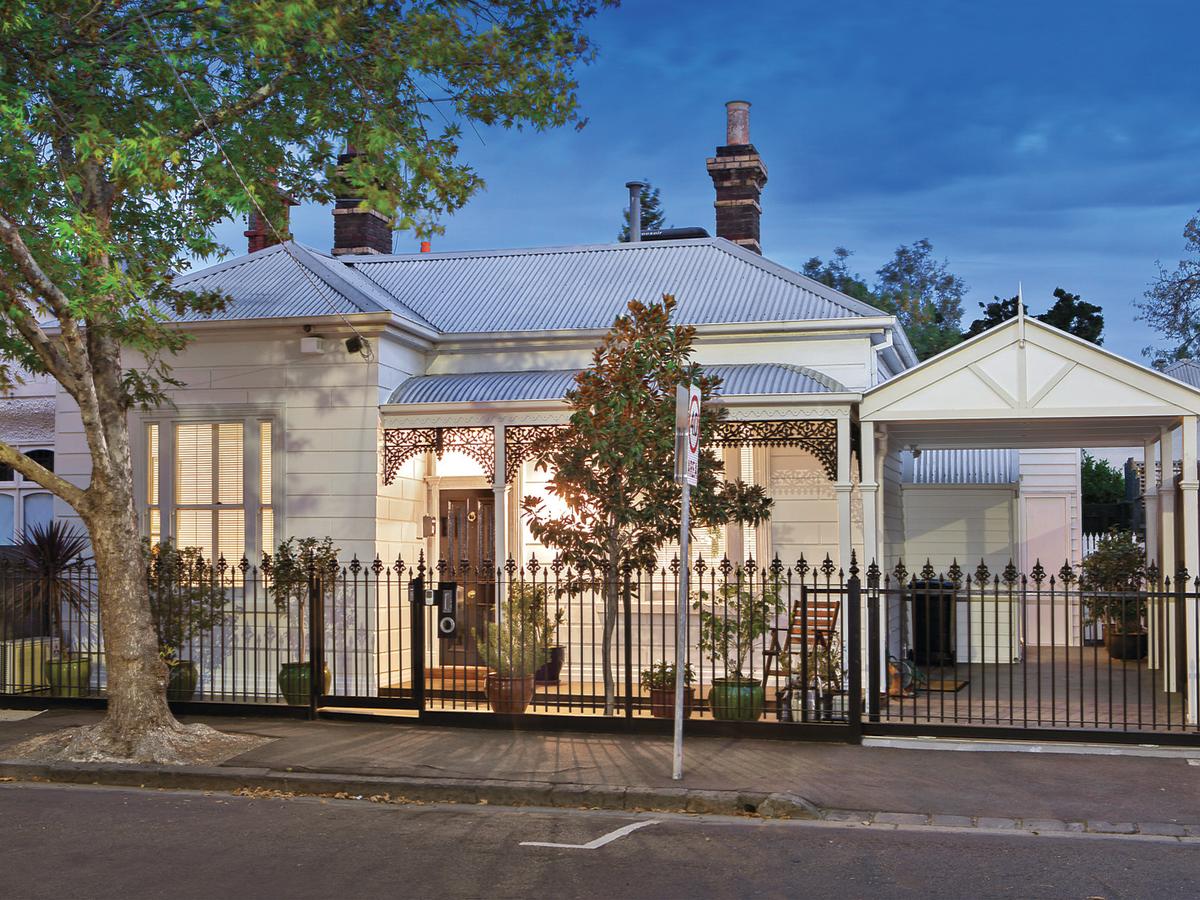 2 Fawkner Street SOUTH YARRA