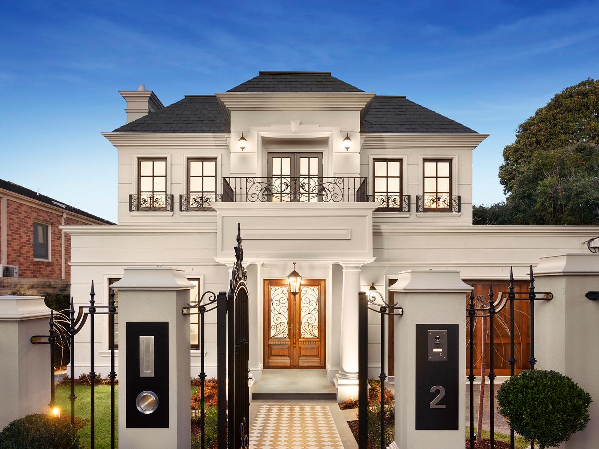 2 Henry Street BALWYN