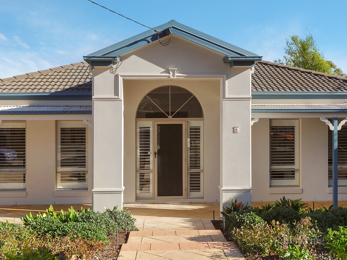 2 James Street SURREY HILLS