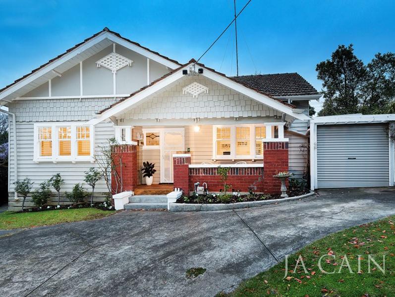 2 Jickell Avenue GLEN IRIS