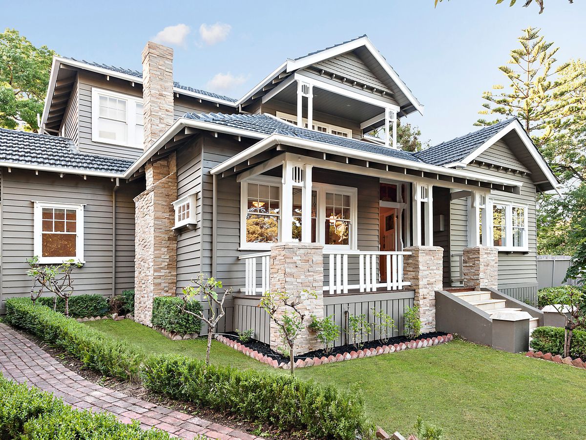 2 Kinsale Crescent BALWYN
