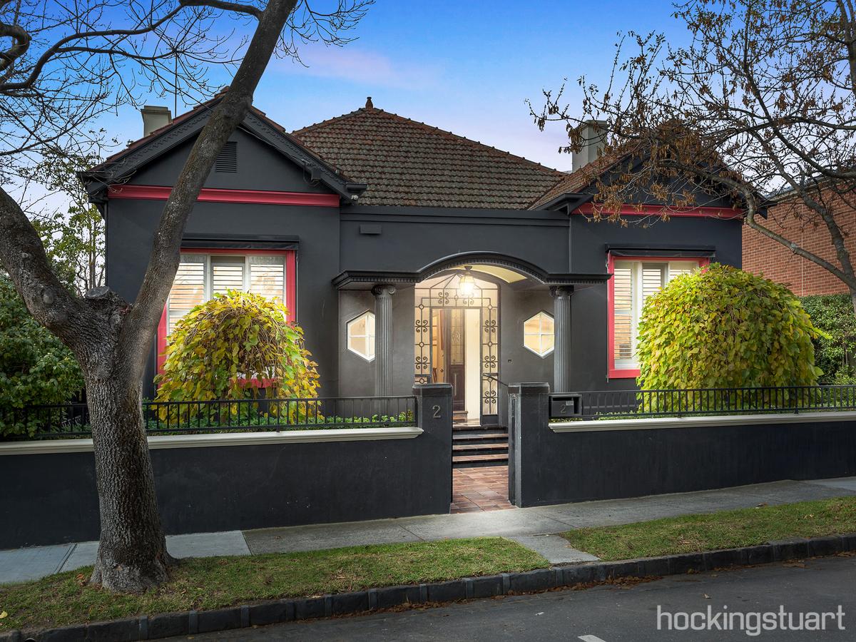 2 Mandeville Crescent TOORAK