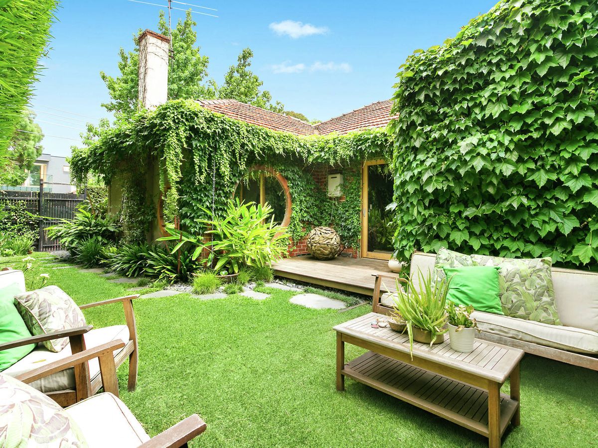 2 McCrae Street ELWOOD